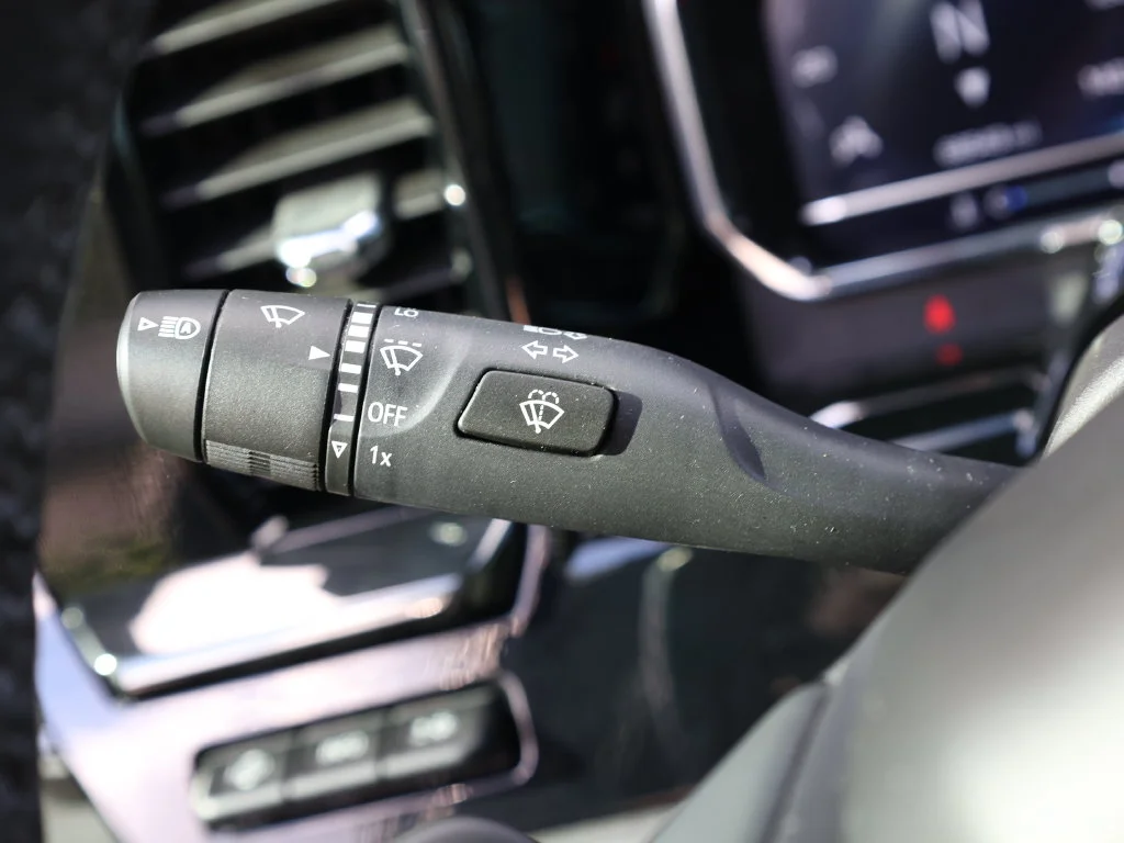 Used 2024 Gray Chevrolet ZR2 image 39