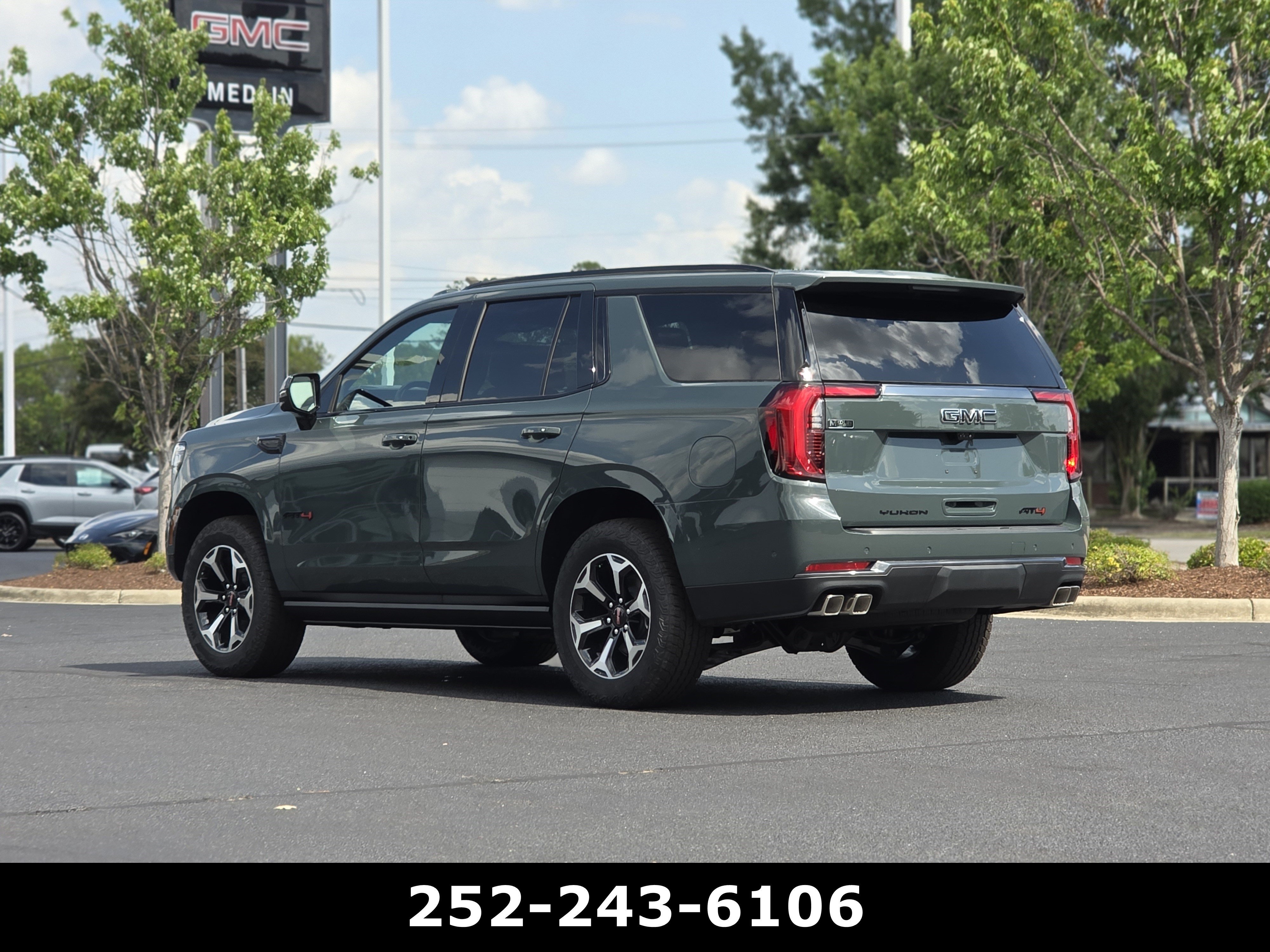 Used 2026 Midnight Pine GMC AT4 image 5
