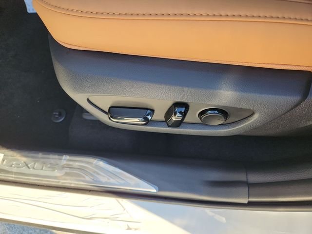 New 2026 Ultra White Lexus AWD image 12