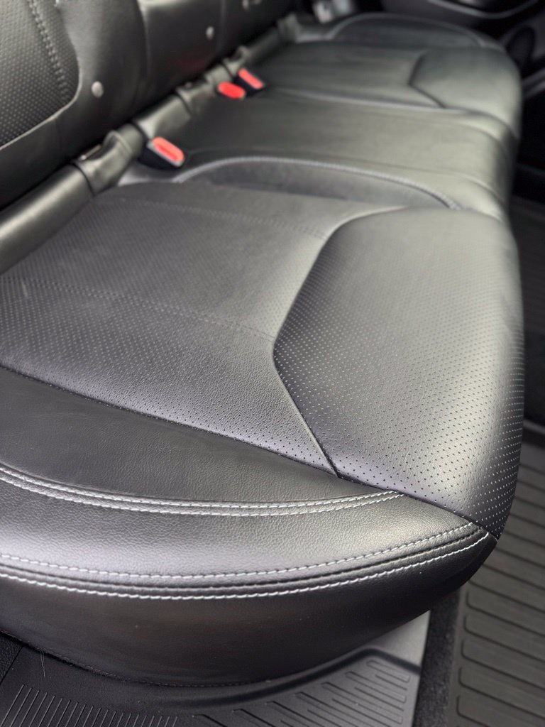 Used 2019 Ice Silver Metallic Subaru Touring image 38