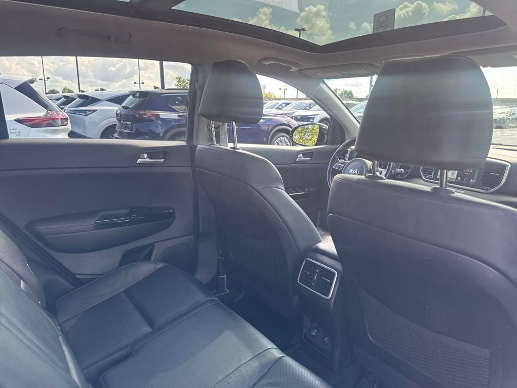 Used 2021 Red Kia EX image 17
