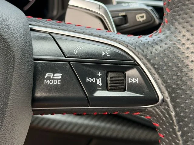 Used 2021 Night Black Audi 4.0T image 21
