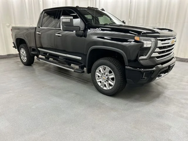 Used 2024 Black Chevrolet High Country image 1