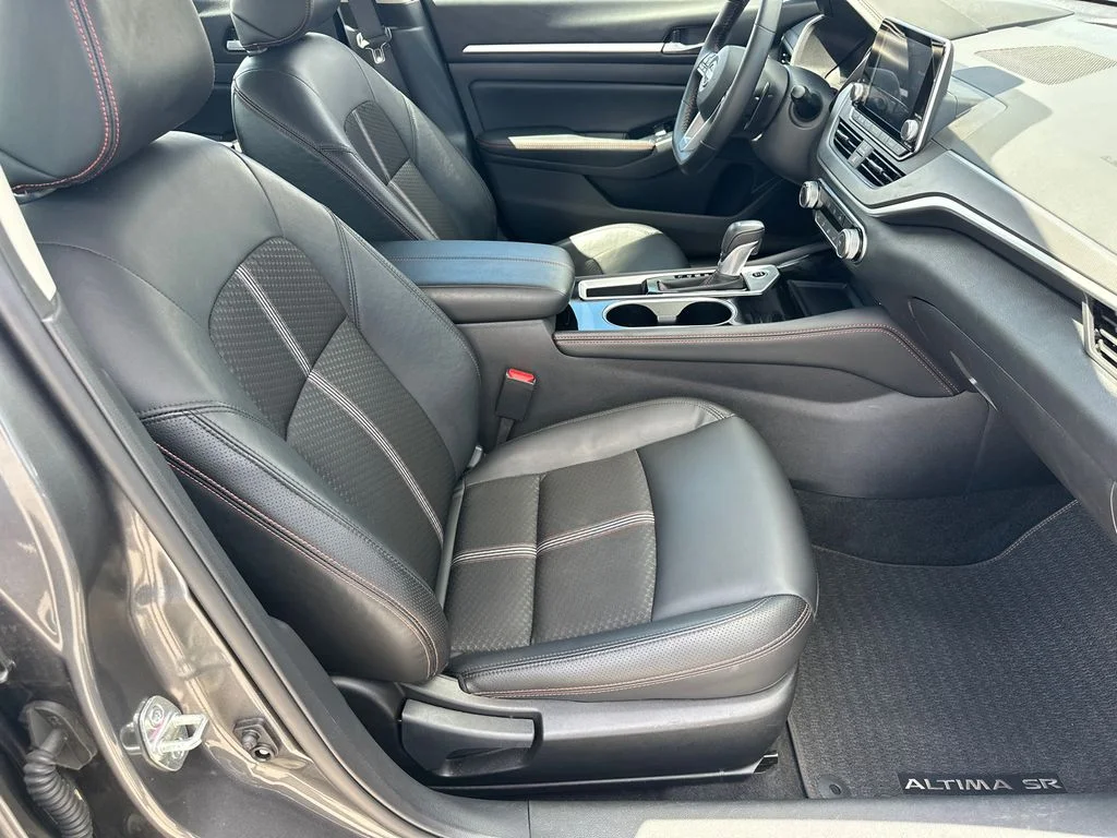 Used 2025 Gray Nissan 2.5 SR image 13