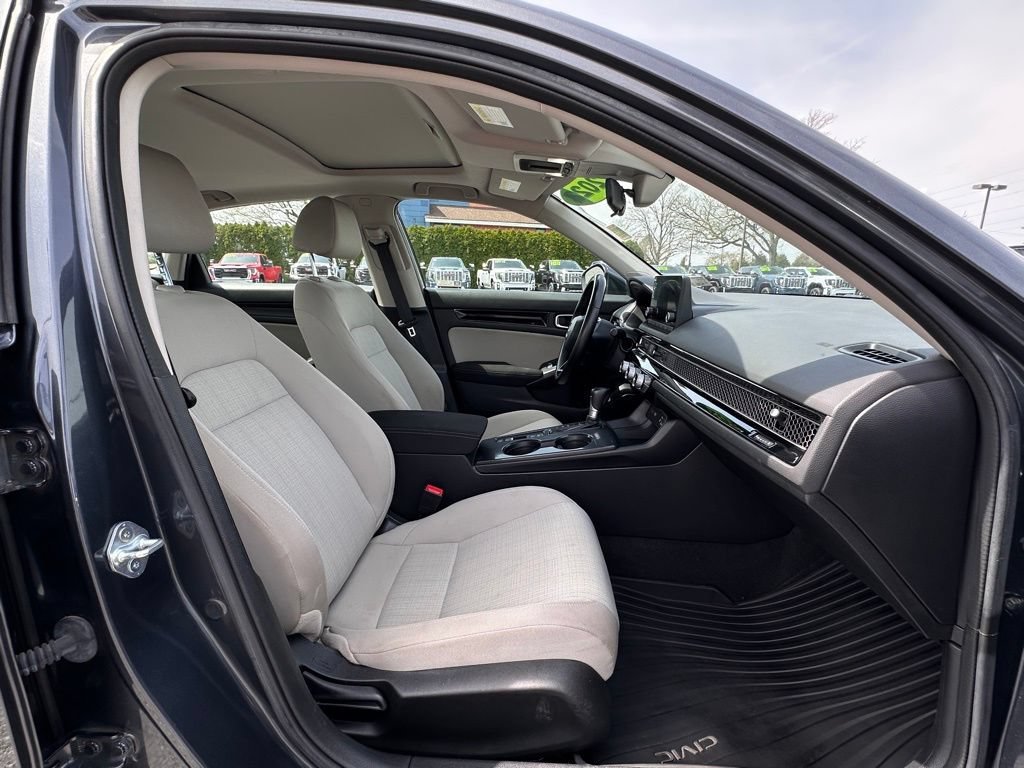 Used 2023 Gray Honda EX w/o BSI image 12