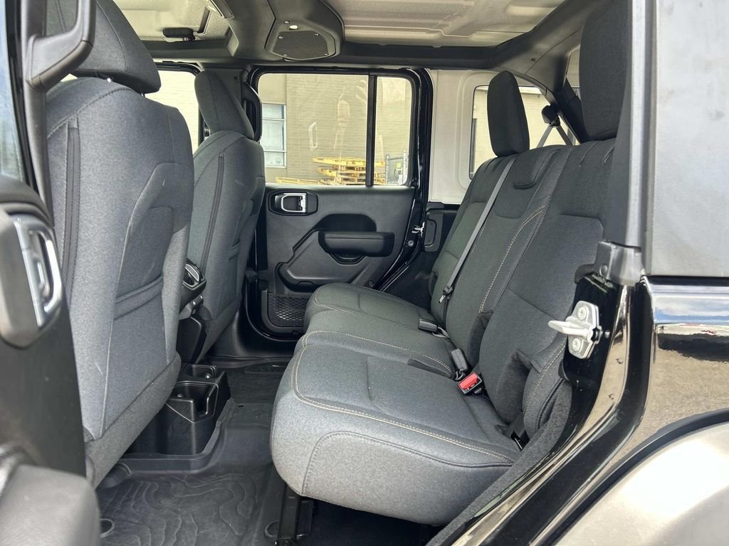 Used 2025 Black Jeep Sport S image 14