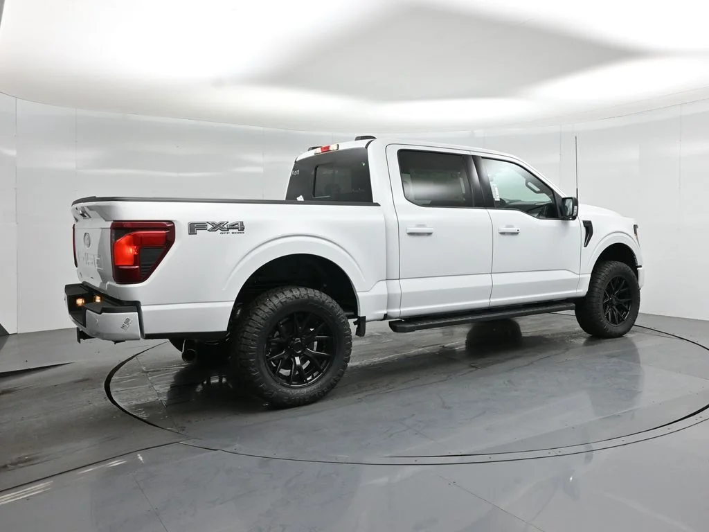 New 2026 White Ford XLT image 25