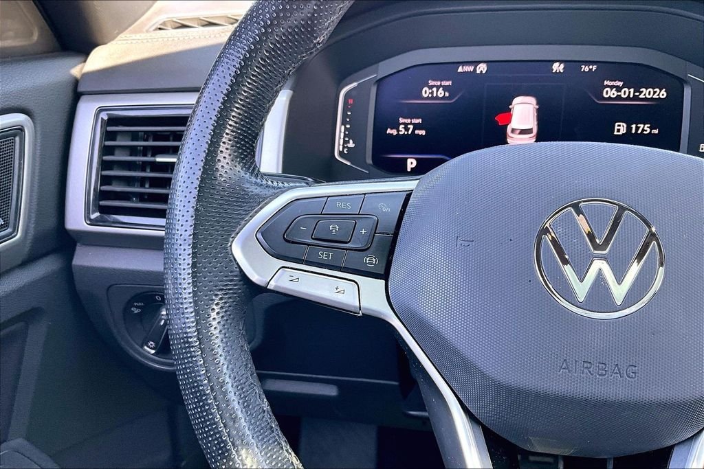 Used 2020 Gray Volkswagen 3.6L V6 SEL Premium R-Line image 18