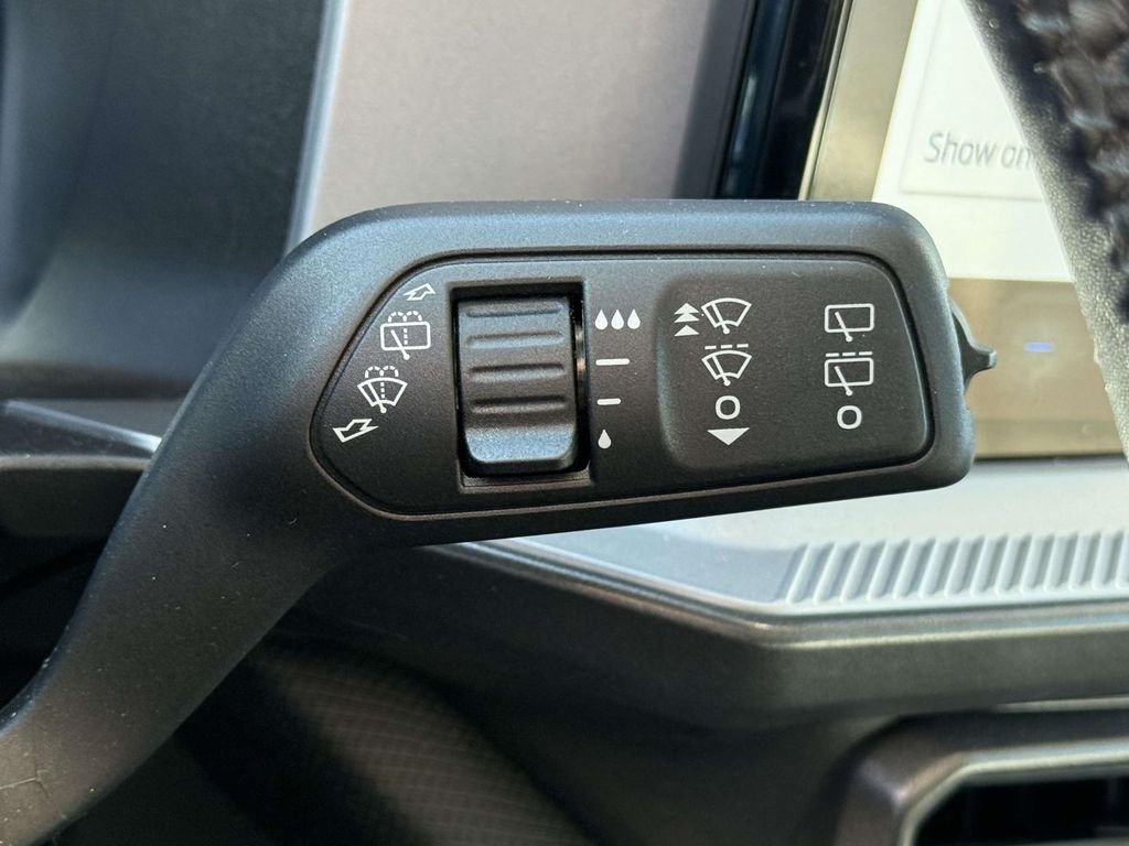 Used 2025 Red Ford Badlands image 26
