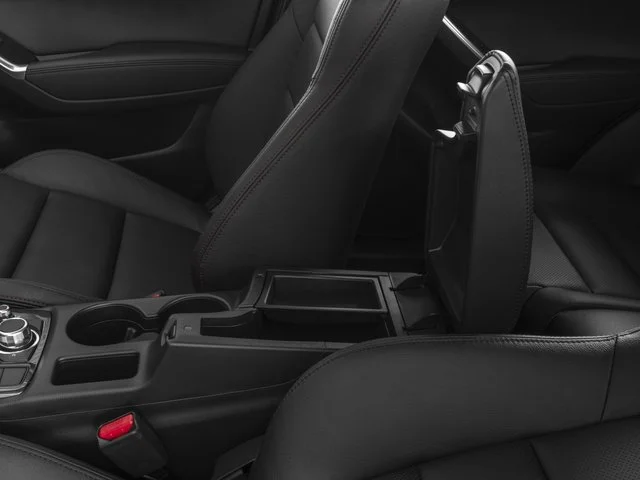 Used 2016 Deep Crystal Blue Mica Mazda Grand Touring image 18
