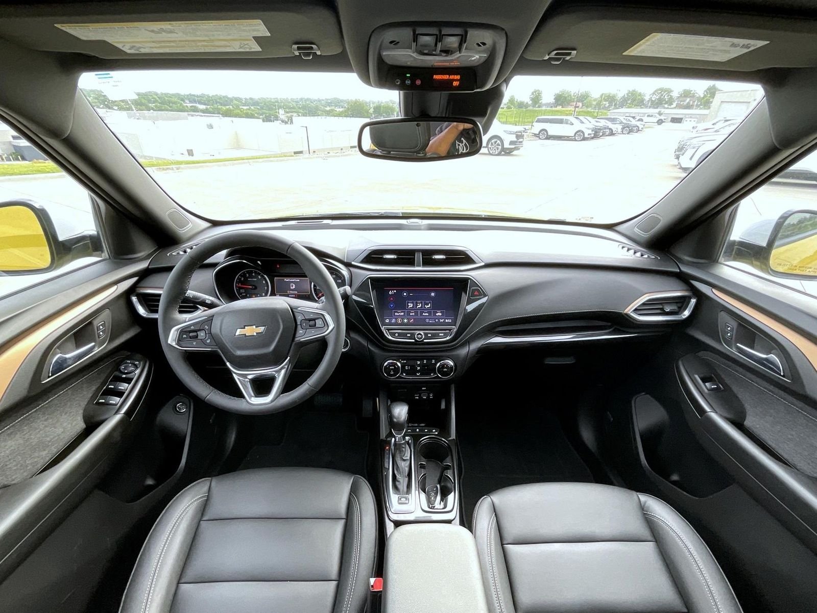 Used 2023 Yellow Chevrolet ACTIV image 15