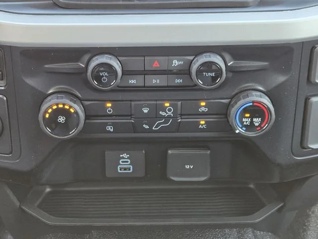 New 2026 Oxford White Ford F-250® XL image 19
