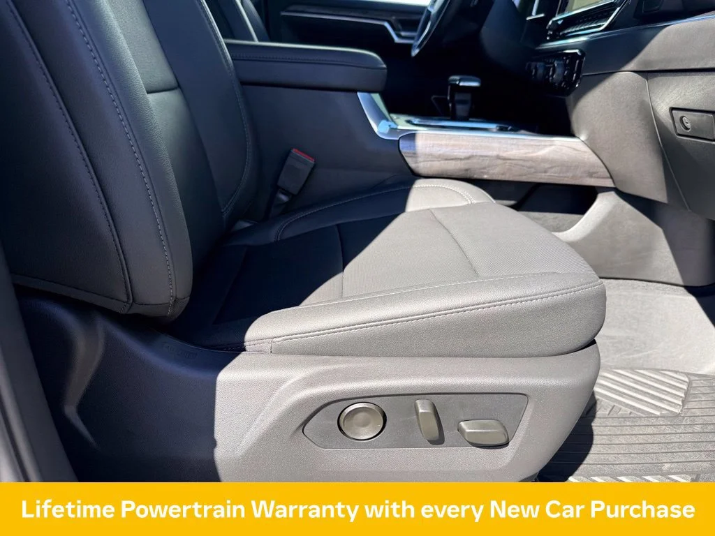 New 2026 Polar White Tricoat Chevrolet LTZ image 18