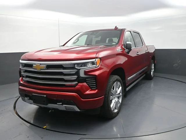 Used 2023 Red Chevrolet High Country image 6
