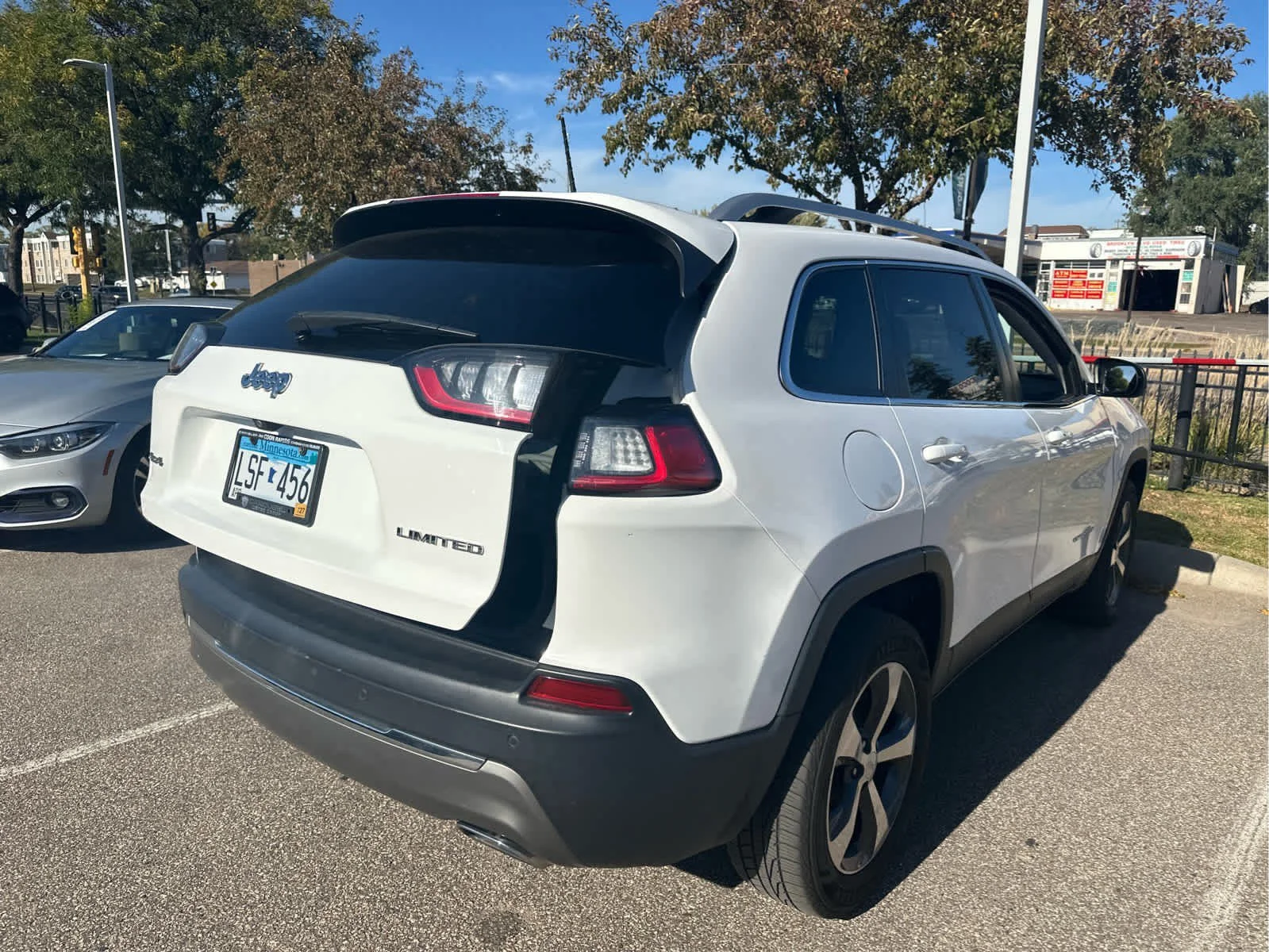 Used 2019 Bright White Clearcoat Jeep Limited image 3