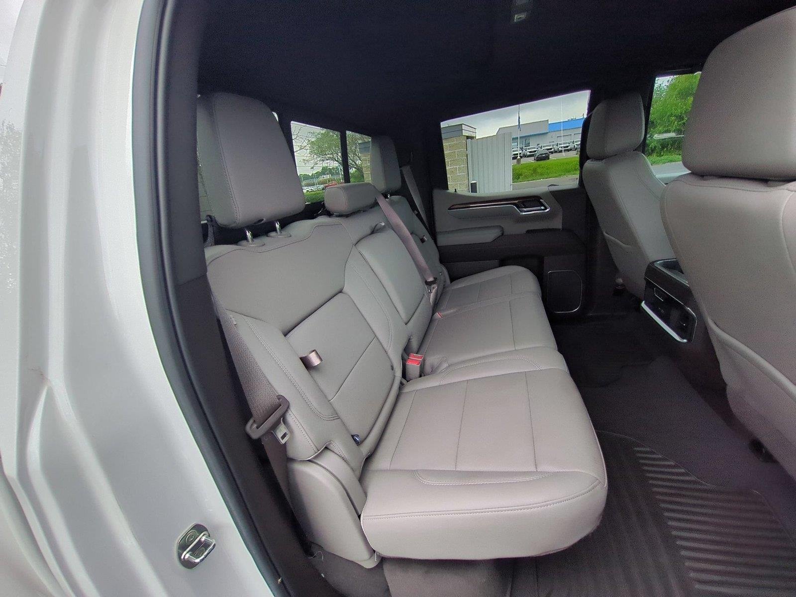 Used 2023 Summit White Chevrolet LTZ image 36