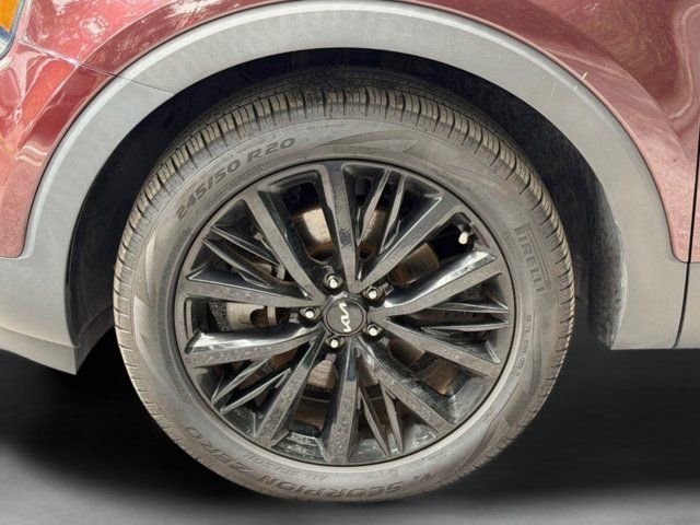 Certified Used 2022 Purple Kia SX image 43