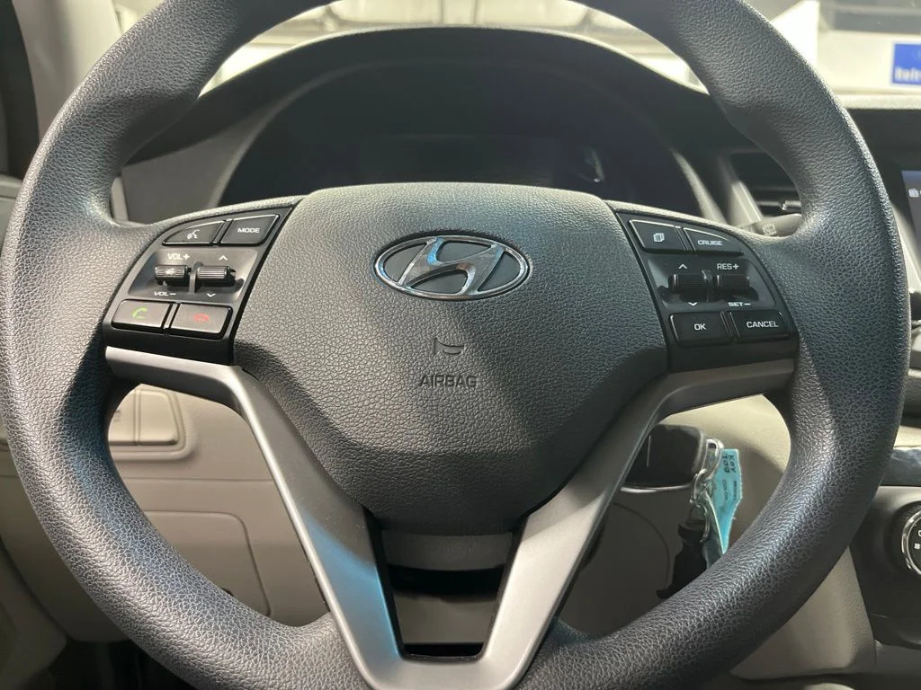 Used 2018 Molten Silver Hyundai SEL image 16