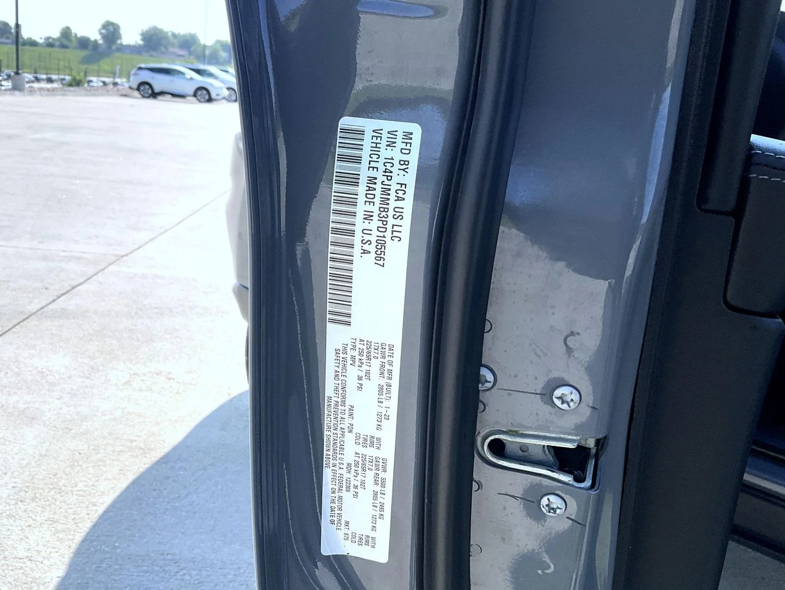 Used 2023 Gray Jeep Altitude image 25