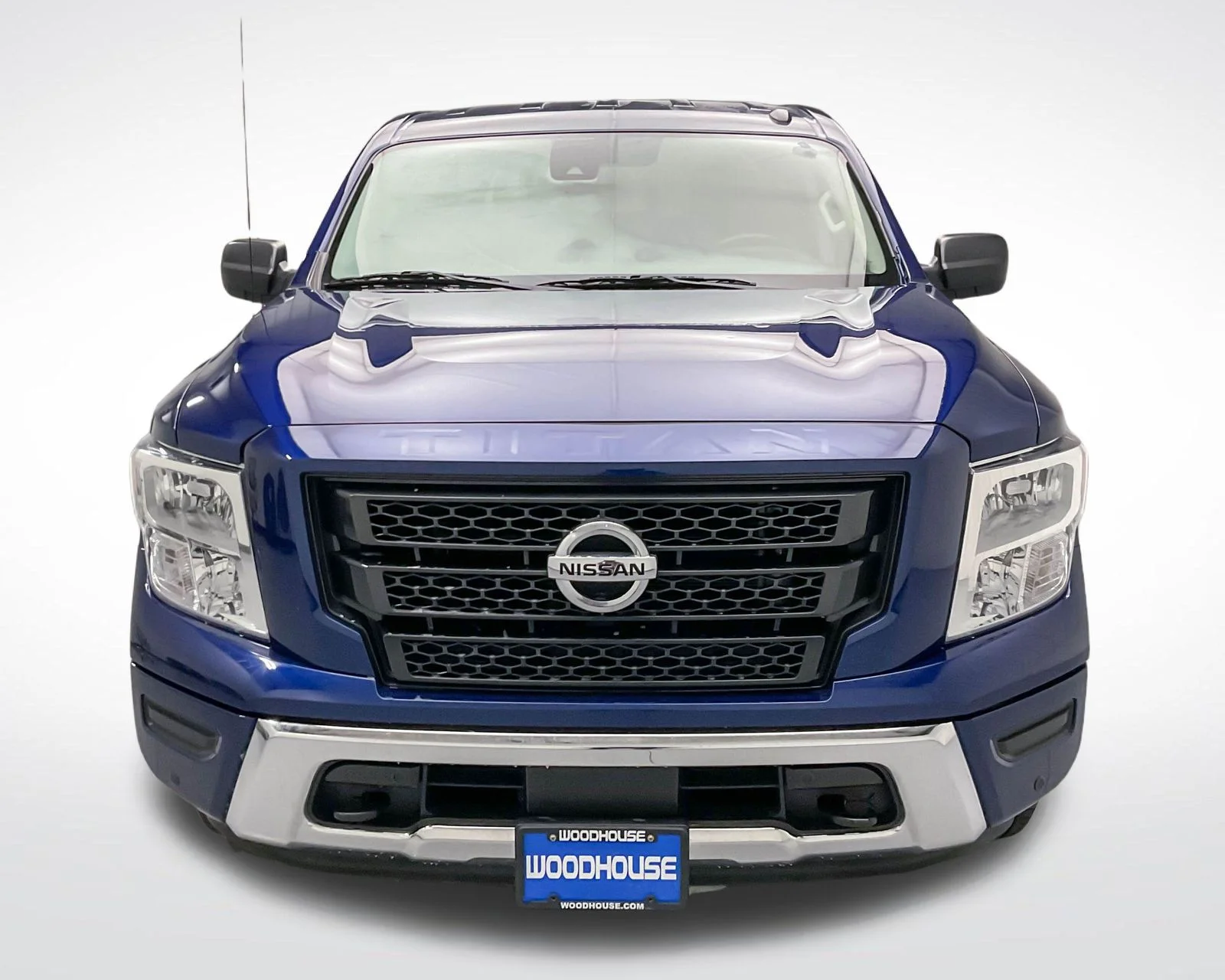 Used 2021 Blue Nissan SV image 2