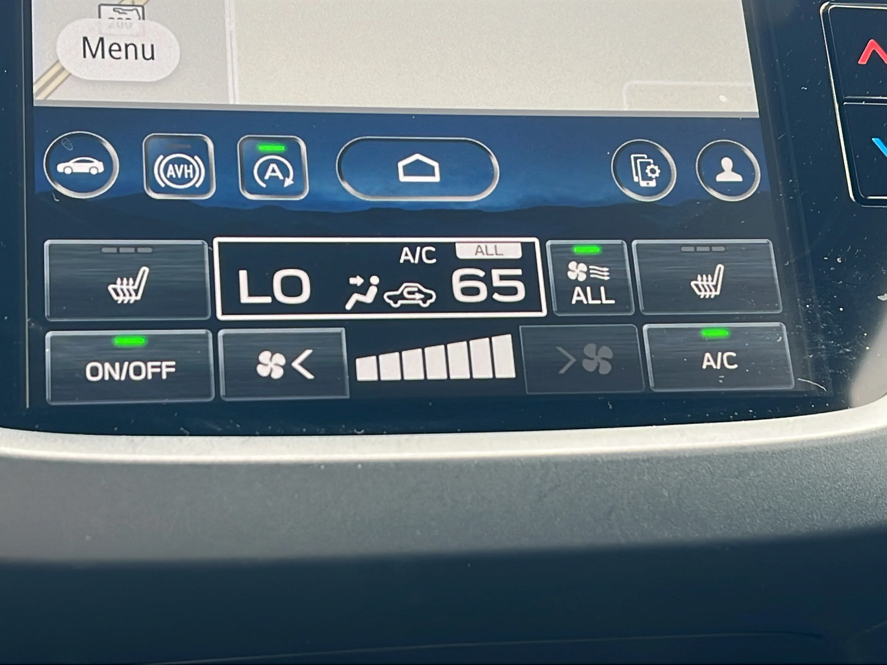 Used 2025 Ice Silver Metallic Subaru Limited image 19