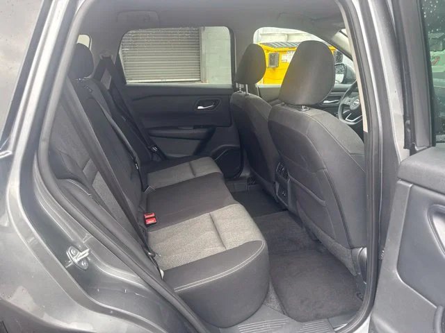 Used 2024 Gray Nissan SV image 13