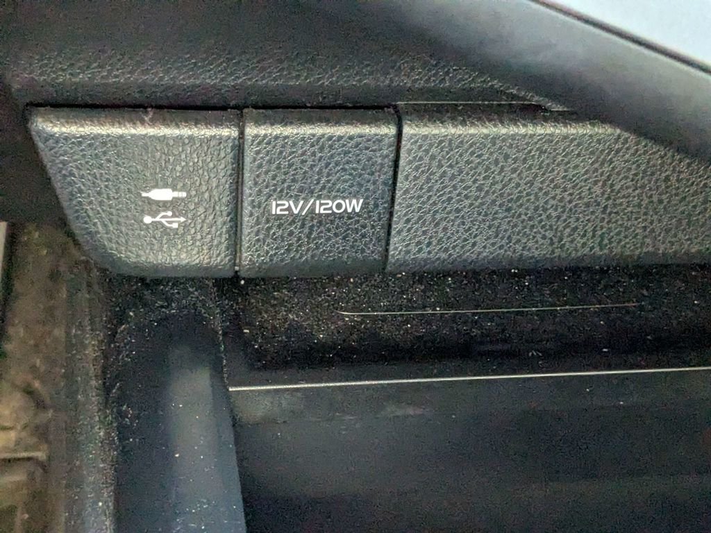 Used 2019 Blue Toyota XSE V6 image 22