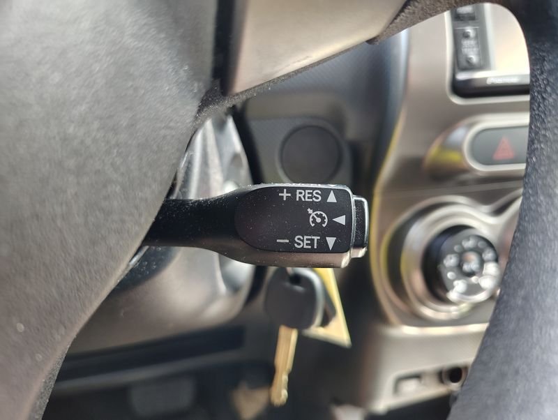 Used 2013 Blue Scion Base image 10