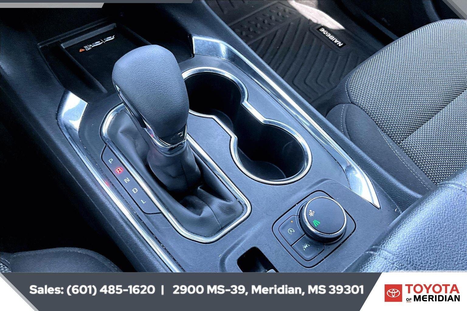 Used 2023 Mosaic Black Metallic Chevrolet LT Cloth image 24