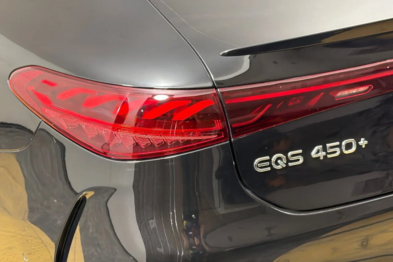 Certified Used 2023 Obsidian Black Metallic Mercedes-Benz EQS 450+ image 25