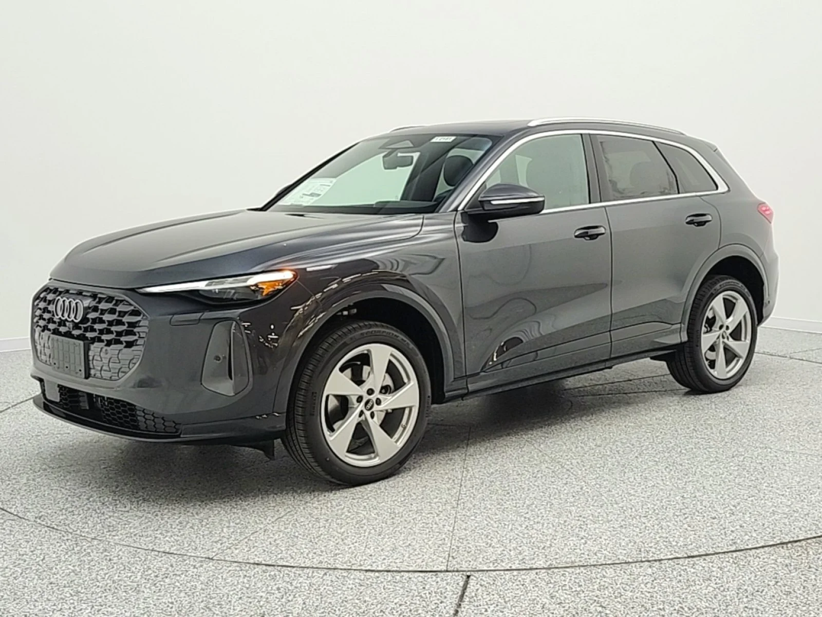 2026 Audi Q5 Premium Plus quattro's photo