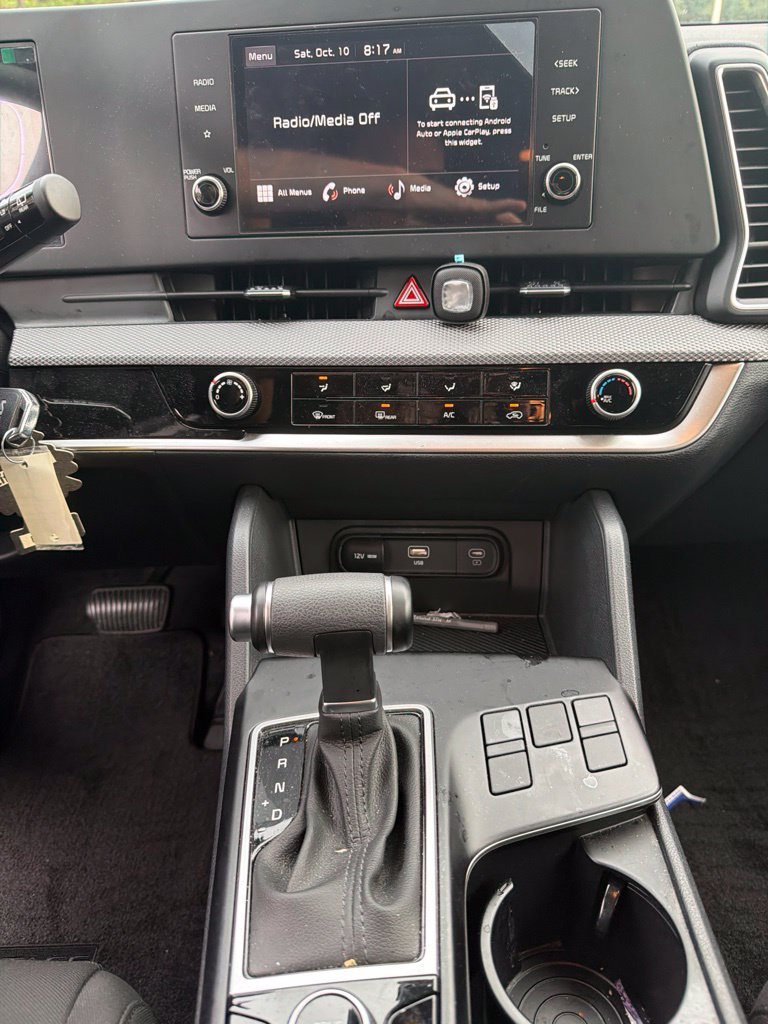 Certified Used 2025 Fusion Black Kia LX image 16