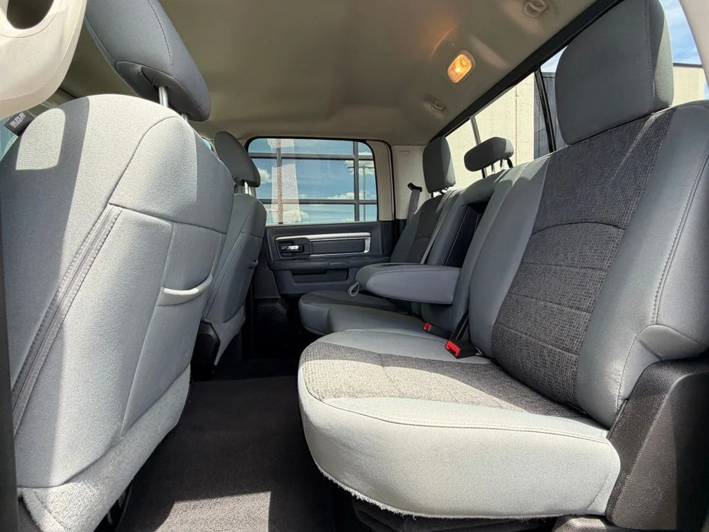 Used 2019 White Ram Warlock image 21