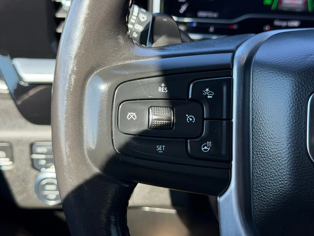 Used 2022 Gray GMC Elevation image 16