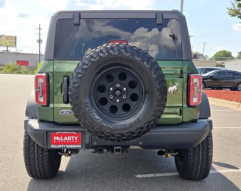 Used 2023 Eruption Green Metallic FORD BASE 2 DOOR ADVANCED 4X4 image 7