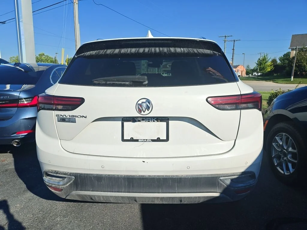Used 2022 White Buick Preferred image 6