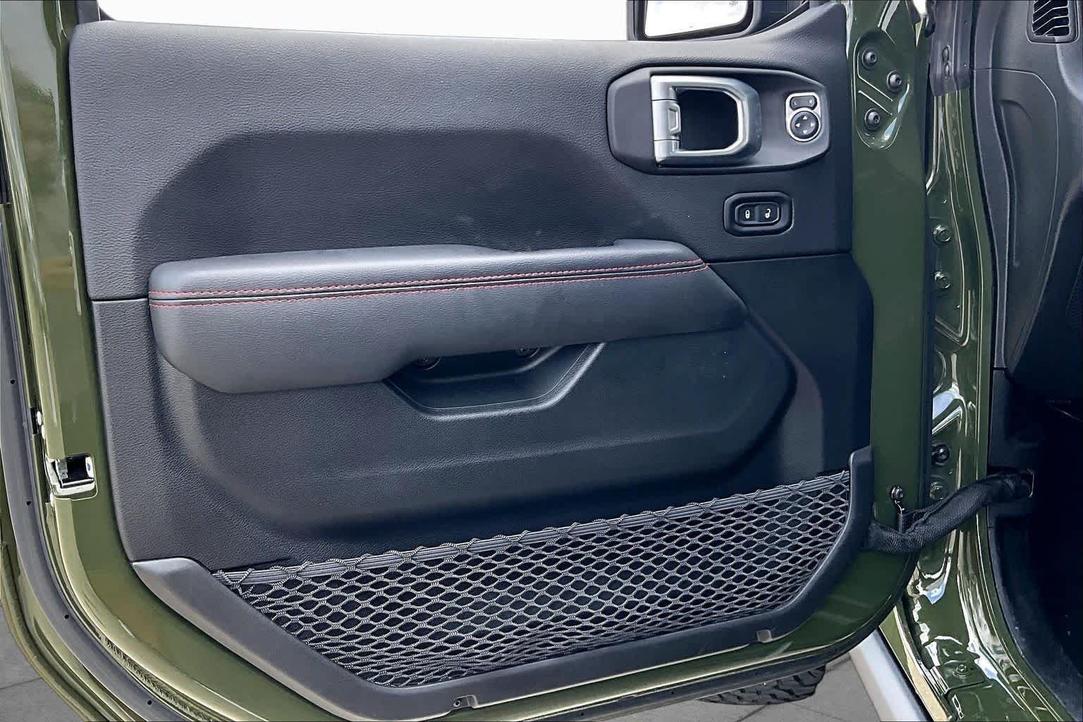 Used 2023 Sarge Green Clearcoat Jeep Rubicon image 20