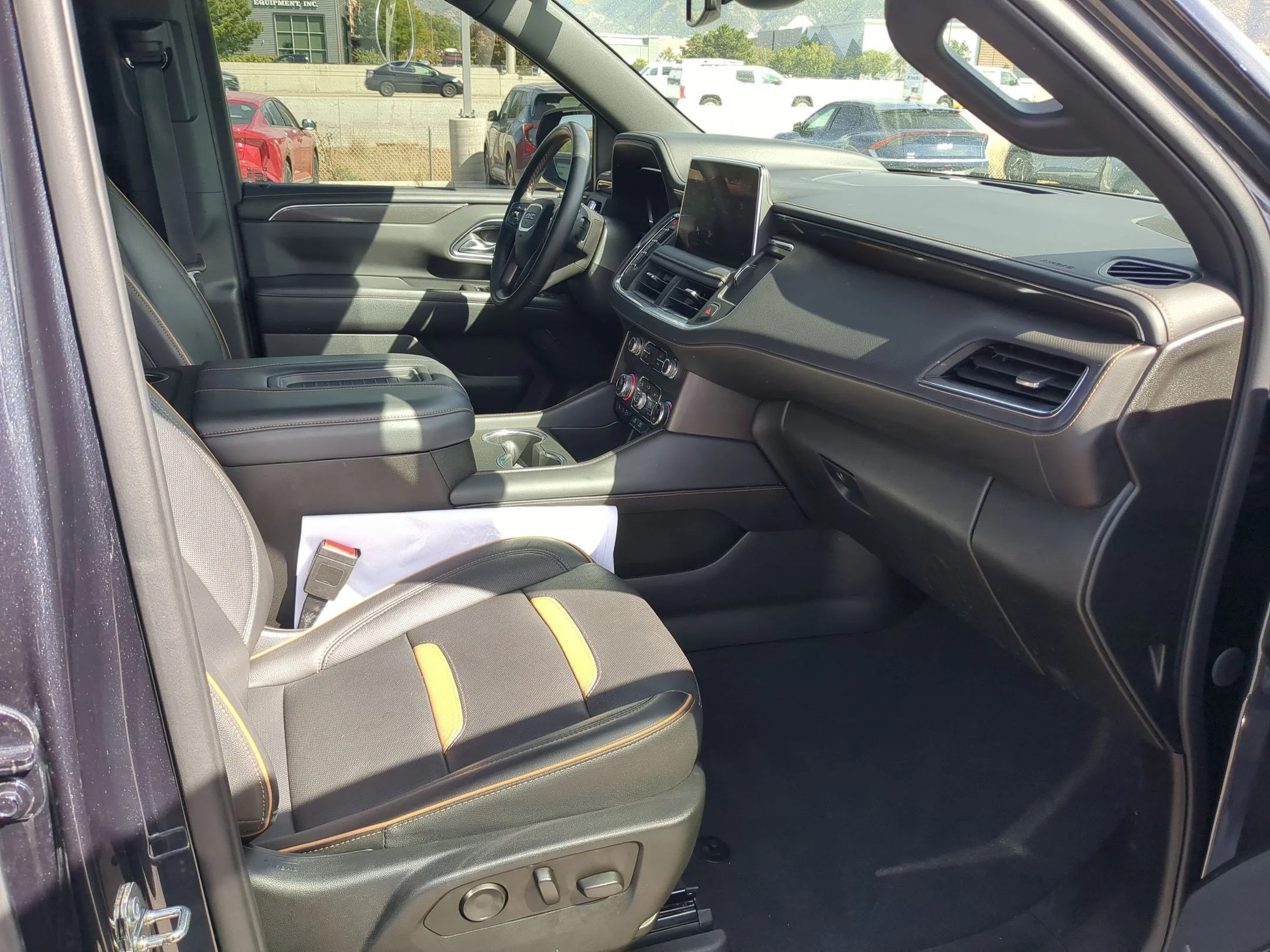 Used 2023 Onyx Black GMC AT4 image 30