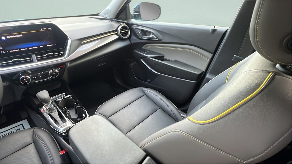 2025 Chevrolet Trax Activ - Photo 13