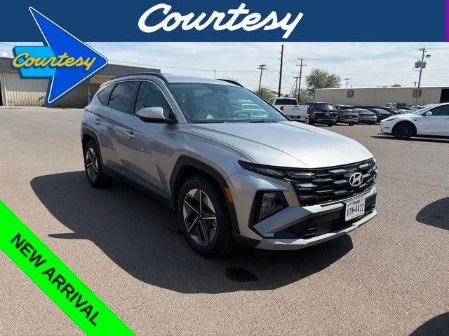Used 2025 Silver Hyundai SEL image 1