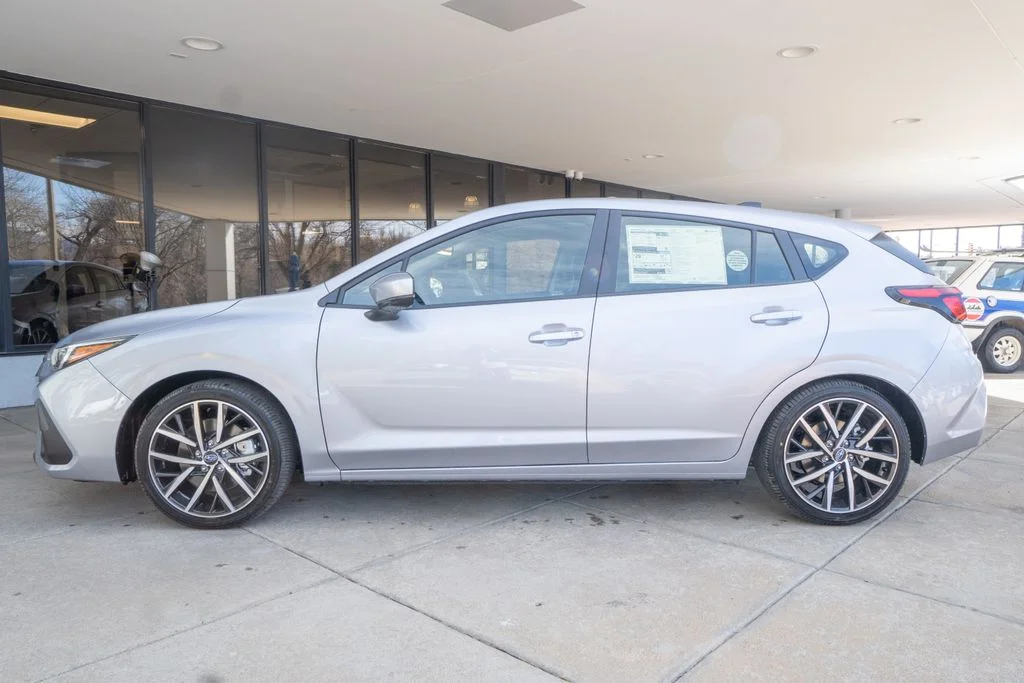New 2026 ICE SILVER METALLIC Subaru Sport image 4