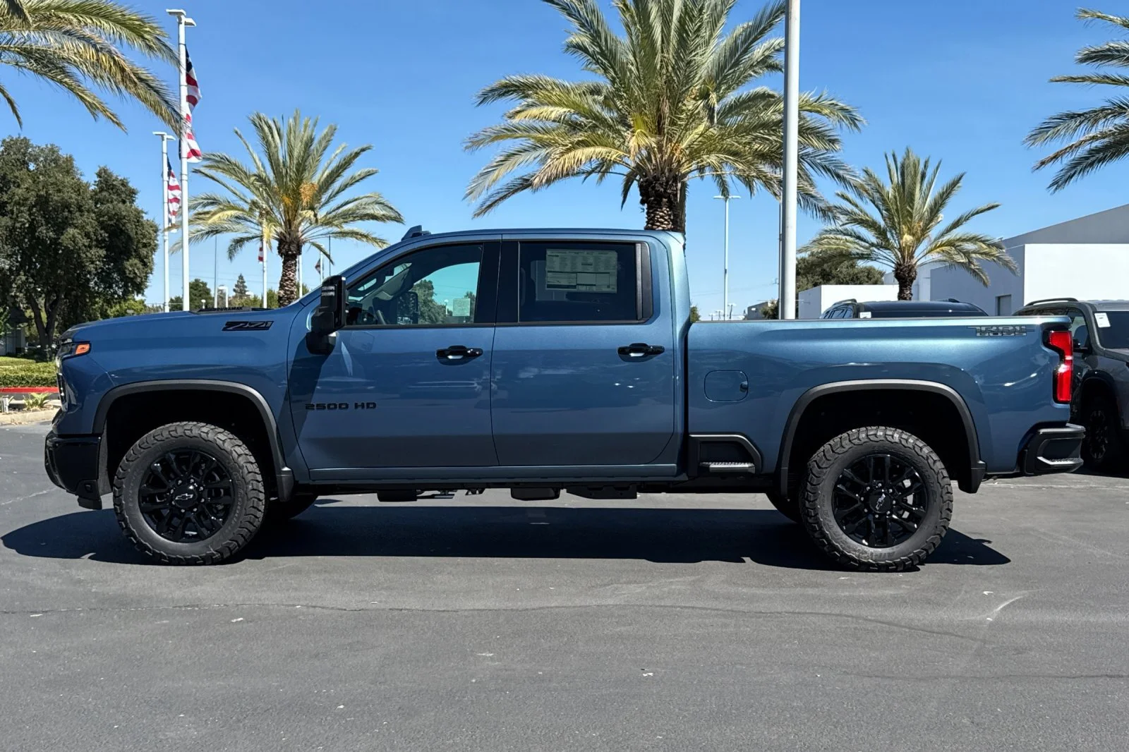 2026 Chevrolet Silverado 2500 HD LTZ view 6