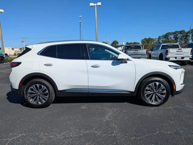 New 2026 Summit White Buick Preferred image 3