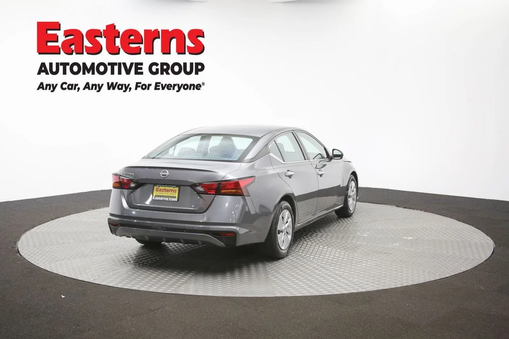 Used 2023 Gray Nissan 2.5 S image 33