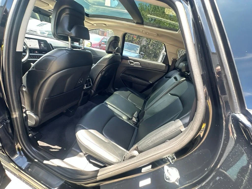 Used 2025 Black Kia EX image 30