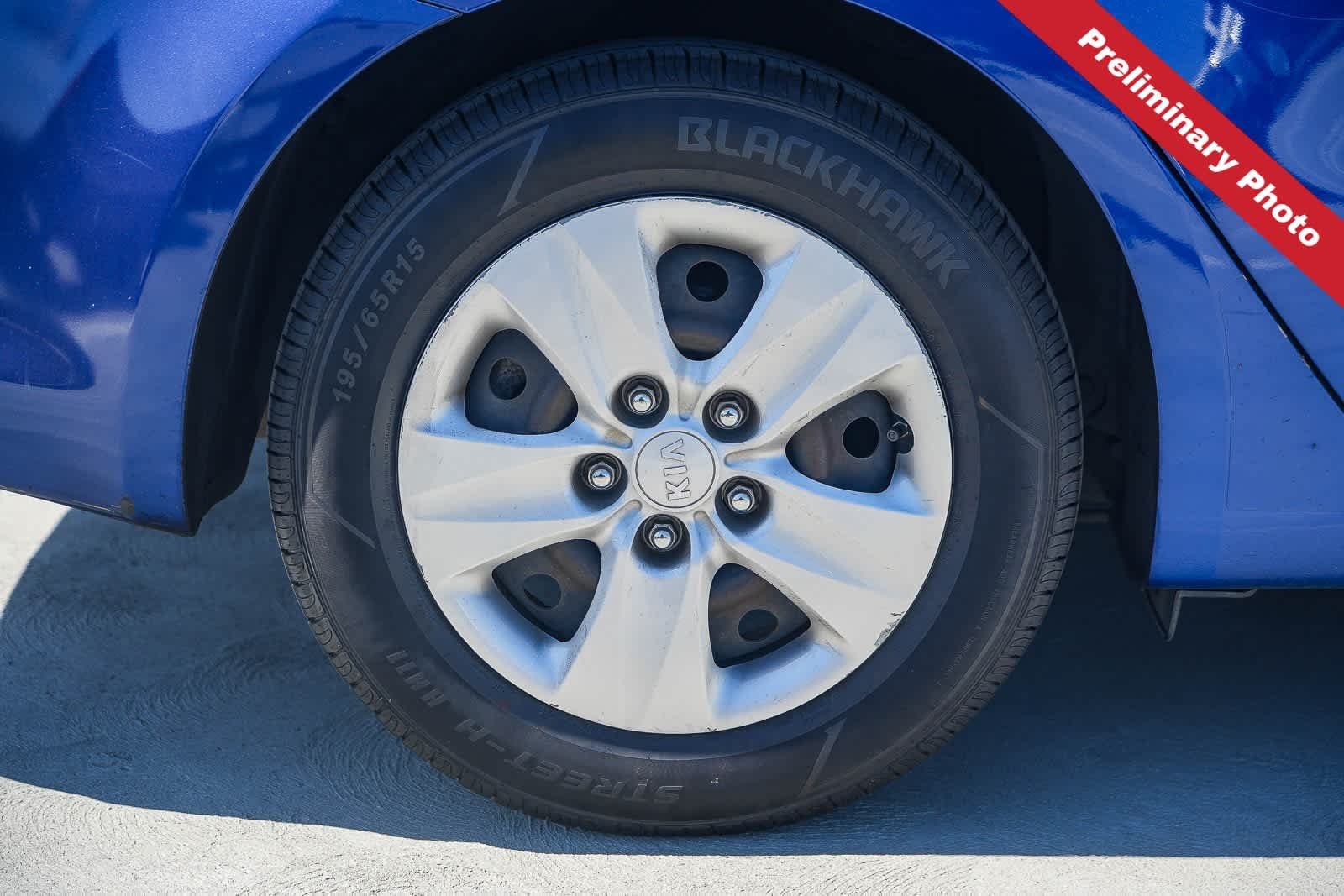 Used 2017 Deep Sea Blue Kia LX image 7
