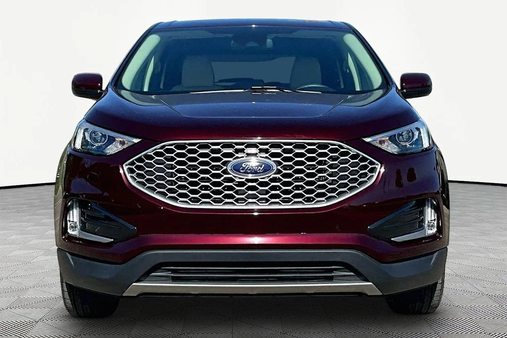 Certified Used 2024 Burgundy Ford SEL image 3