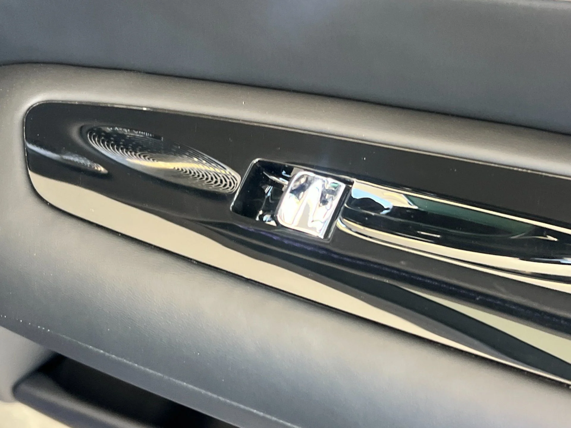 Certified Used 2026 Blue Rolls-Royce  image 17