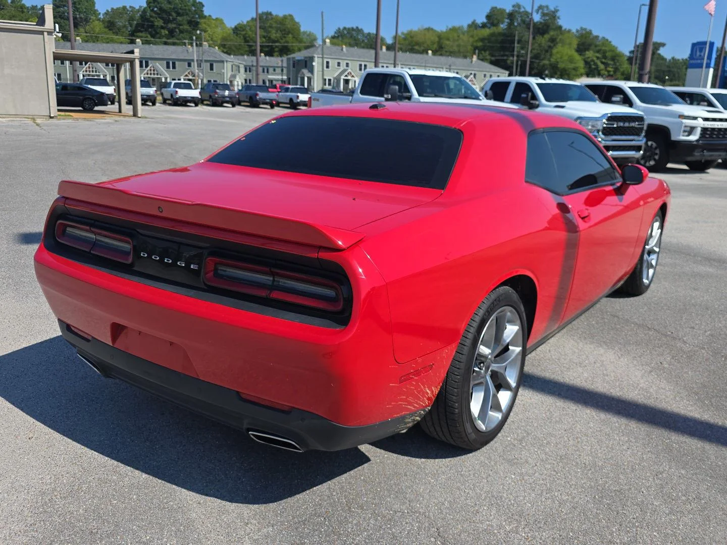 Used 2022 Torred Clearcoat Dodge GT image 3
