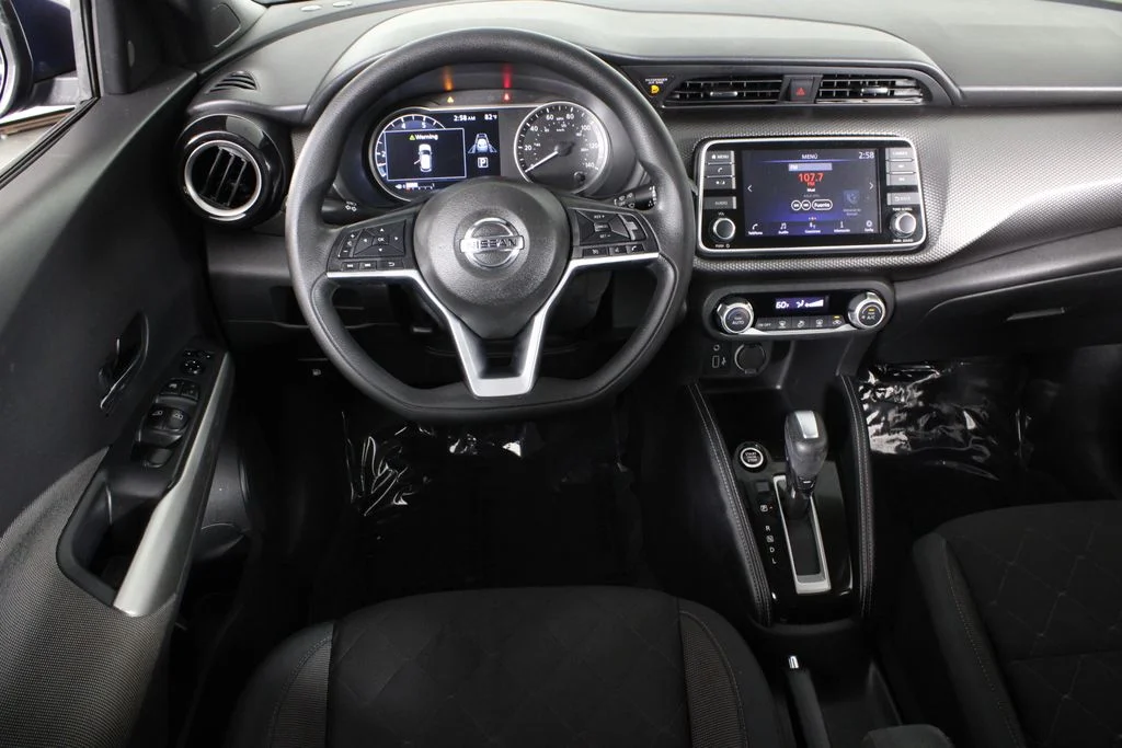 2020 Nissan Kicks SV - Photo 8